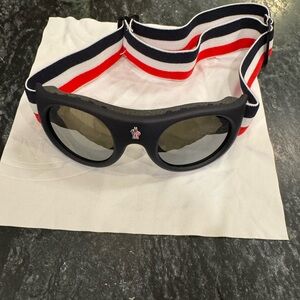 Moncler MM0051 Sunglasses